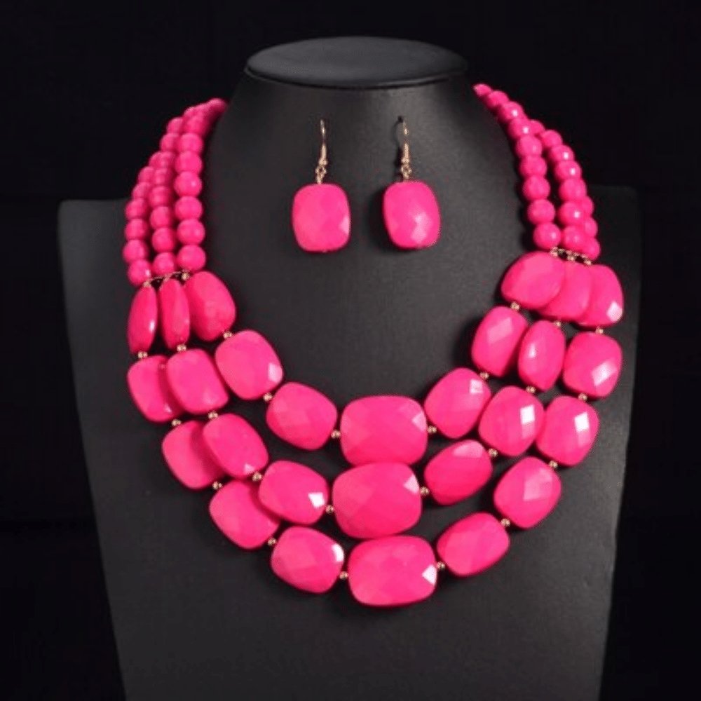 Collier Africain Traditionnel En Perles De Verre Blanche - Occasion