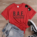 T shirt rouge black and educated