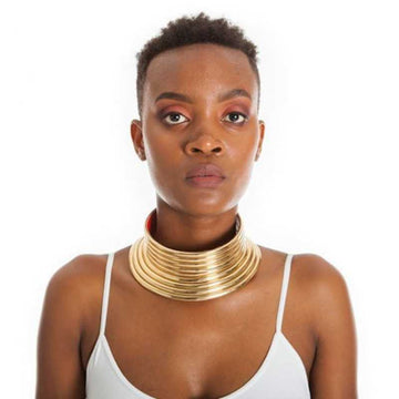 collier culture africaine plusieurs anneaux